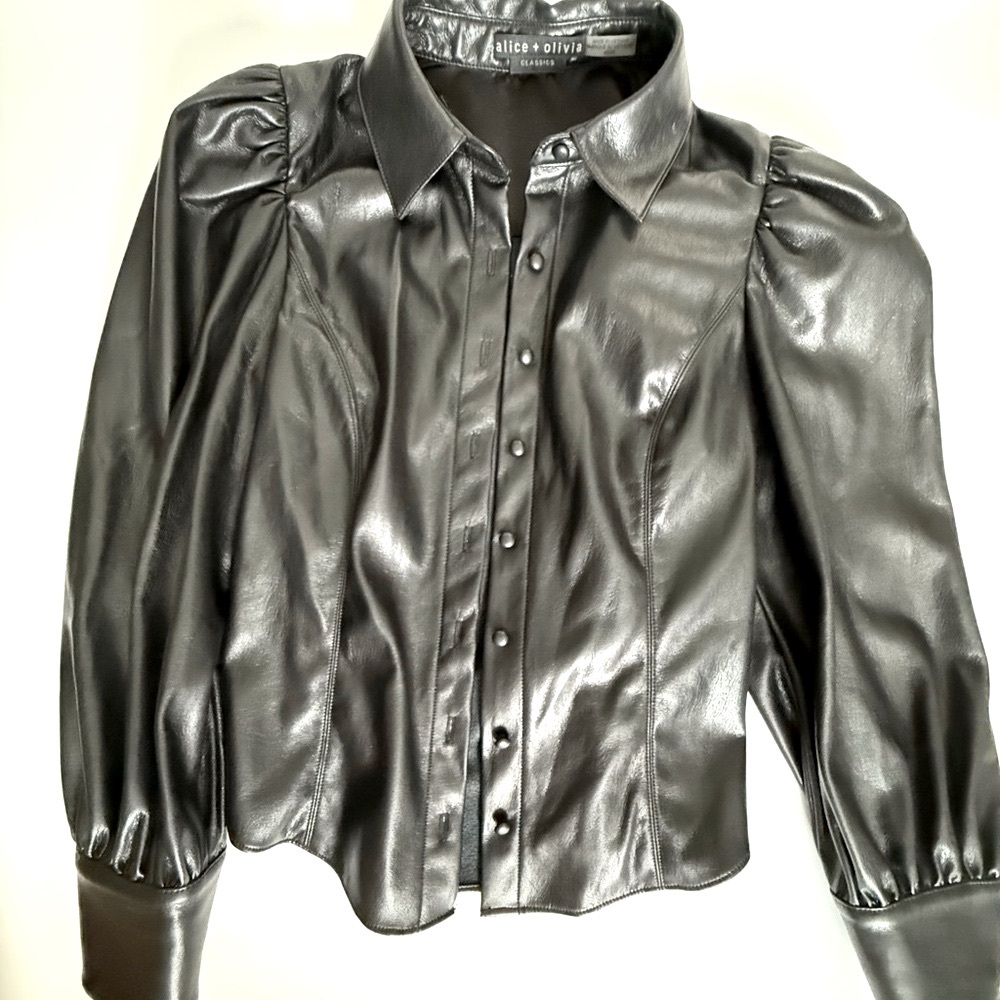 Alice+Olivia vegan leather puff sleeve blouse with a collar XS - Picture 5 of 7